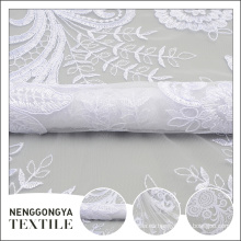 Tela bordada floral profesional nueva de la cinta blanca de Tulle del diseño